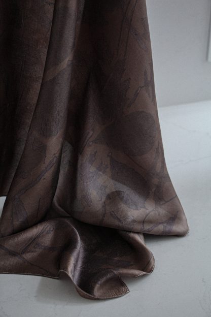 SILK SCARF CHOCOLATE - Image 7